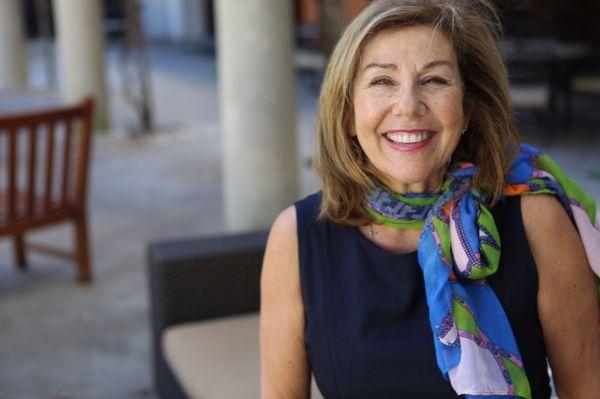 Thinking of buying or selling? Contact a professional who knows SF with over 25 years experience. Schedule an Appointment now.