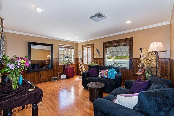 Chi Skin Care & Massage