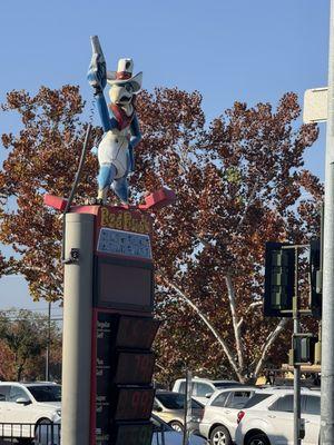 Bad Bud’s Gas & Car Wash