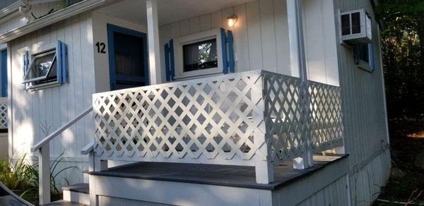 My little cottage away from home. This gem provided a king sized bed with TV, kitchenette and cute porch.