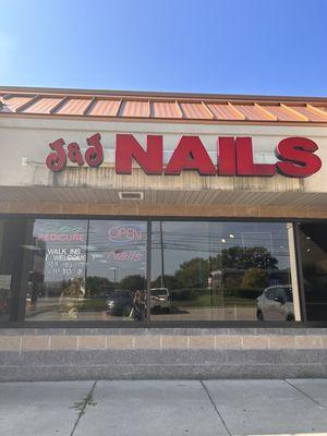 J & J Nails