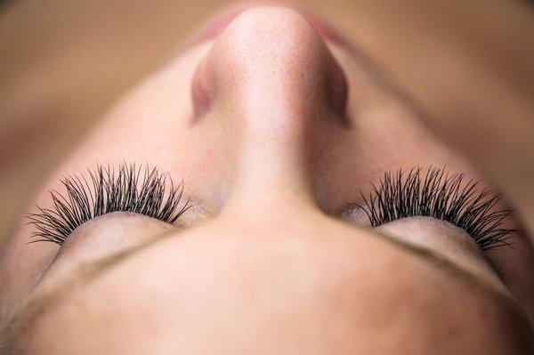 bare/skin and beauty