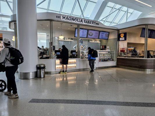 Storefront for Magnolia Bakery LGA