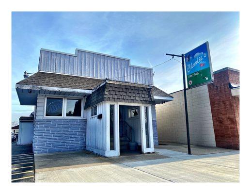 Charlie’s Tenth Hole