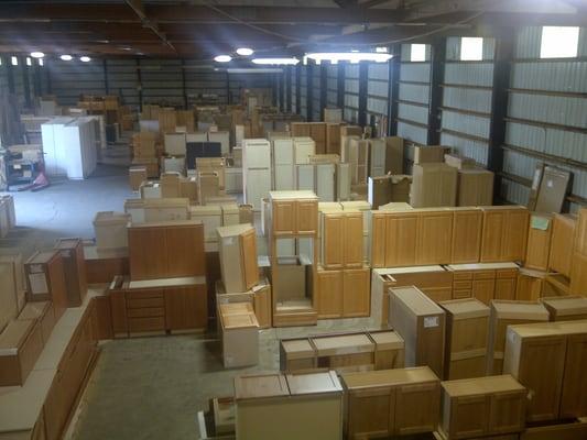 Outlet located at Factory in Boring, OR, Open to the public.Over 1000 cabinets are in stock and ready for you.