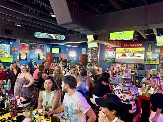 Friday night karaoke crowd...