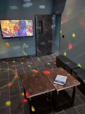 233 Starr Karaoke & Eats