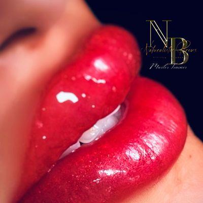 Naturalistic Brows Artistry and Academy