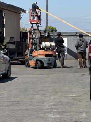 Zero communication amongst their own staff. Delayed my appt by 40 minutes