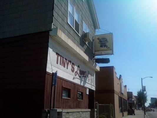 Tiny's Lounge