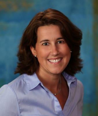 Dr Sarah Eager, DDS, FAGD