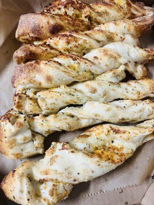 Garlic twists