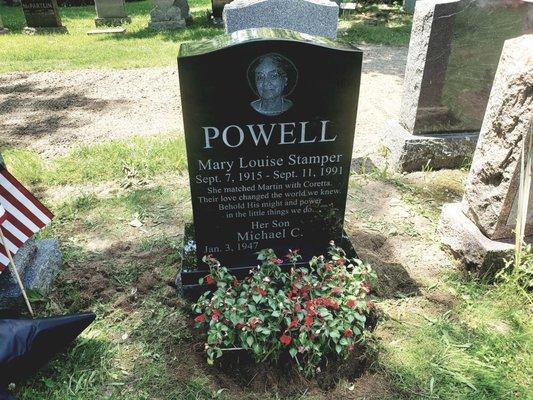 Woodlawn Memorials