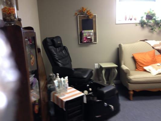 Sharon's pedicure massager and whirlpool chair