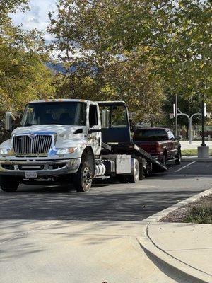 Diamond Valley Towing