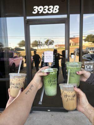 She's golden coffees sugar free 9/10! Issa secret matcha 10/10! Fresas con crema matcha 10/10!