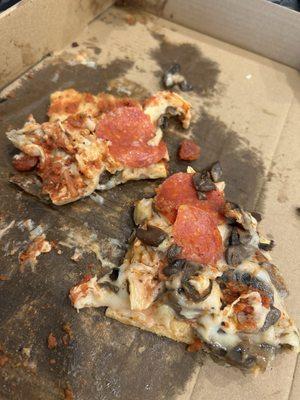 Philly meat missing from our Philly Cheesesteak pepperoni mushroom flatbread