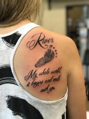 Sin on Skin Tattoo and Piercing