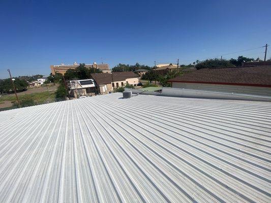 Strain Roofing