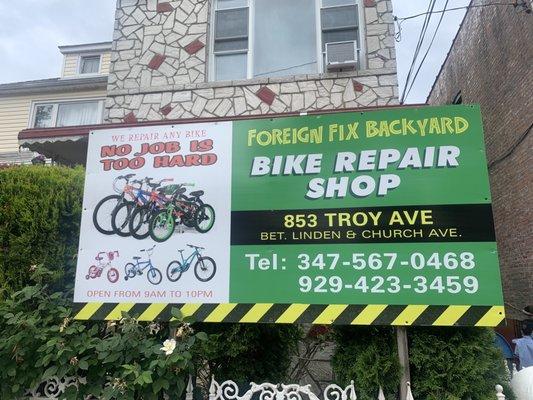Foreign Fix Backyard Bike Repair Shop