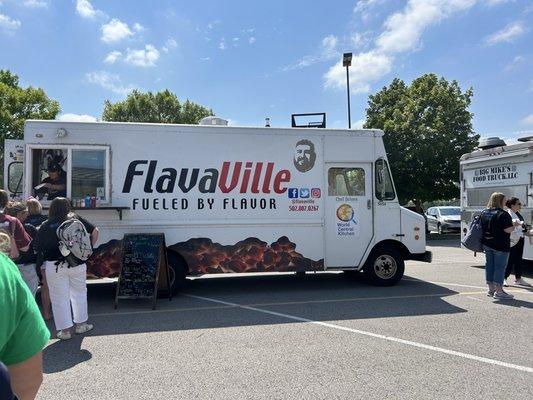 FlavaVille Food Truck