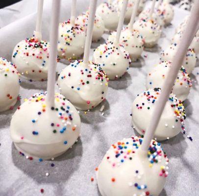 Protein cake pops
