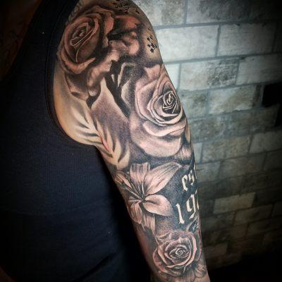 Sleeve work by Roy
