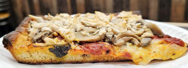 Grandma slice with mushrooms and chicken