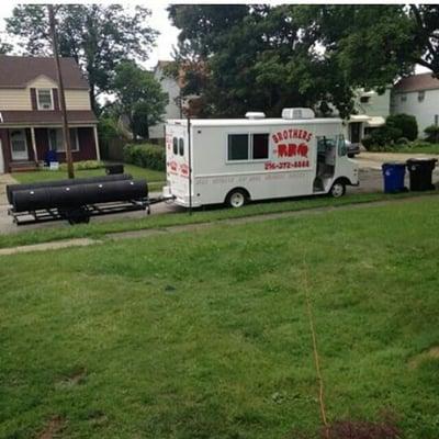 BROTHERS BBQ