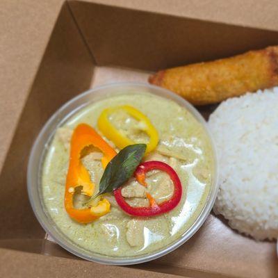 Gang Keow Wan Kai- Grreen curry chicken