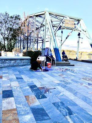 Walnut Street Bridge