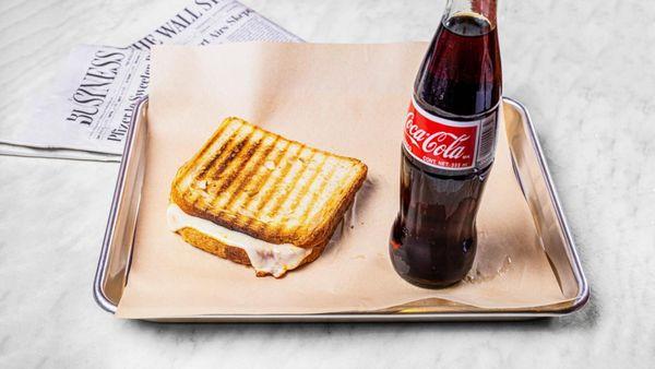 Panini & Fromage Gourmet Sandwiches