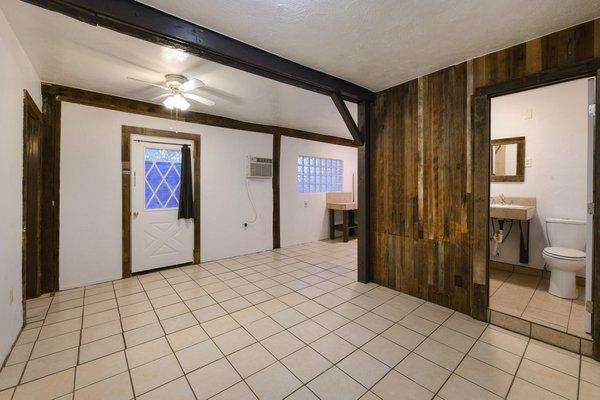 Naomi DiMuccio - Ell Group Real Estate