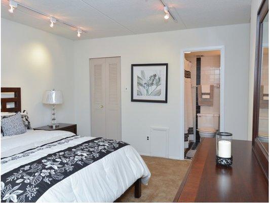 Lansdowne Towers Apartments