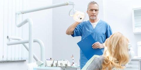 4 FAQ About Wisdom Teeth Extraction