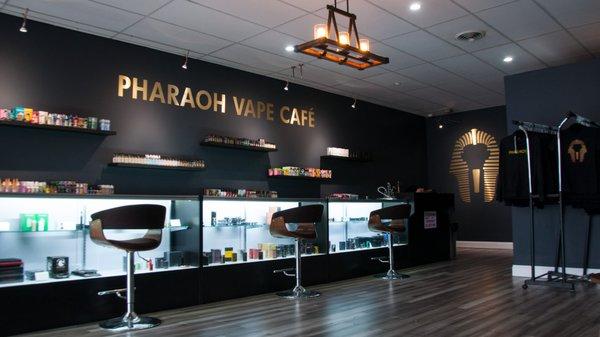 Vapes Ejuices Mods Tanks RDA and more!