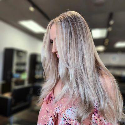 BLONDE Beauty. Long, beautiful layers, and beautiful shades of blonde