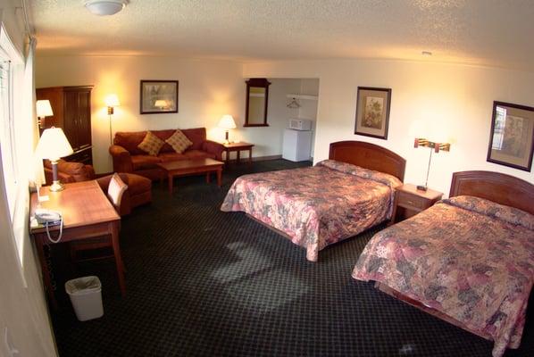 Double Queen bedroom with sofa sleeper