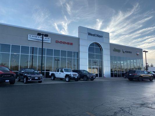 West Herr Chrysler Dodge Jeep RAM Fiat of Rochester