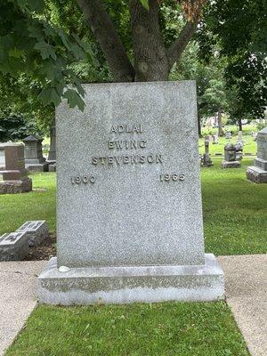 Evergreen Memorial Cemetery