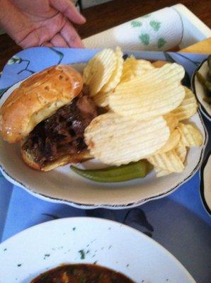 Hot roast Beef sandwich!! Yum