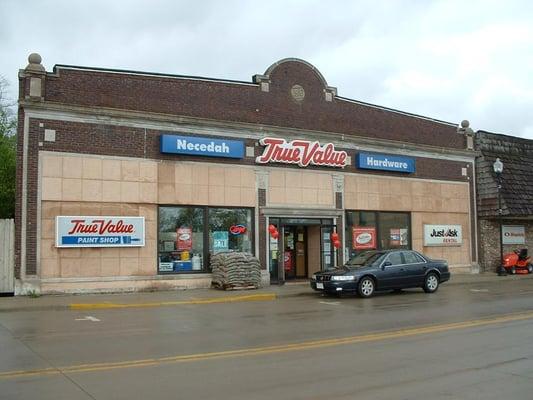 Necedah True Value Hardware