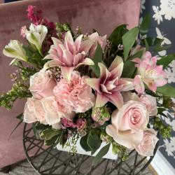 For same day flower delivery in Brookfield, choose Vines and Violet, the best Brookfield florist.