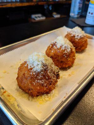 Mac and cheese bites