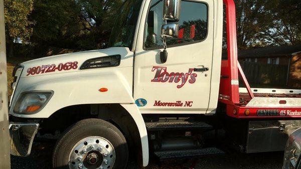 Tonys Towing