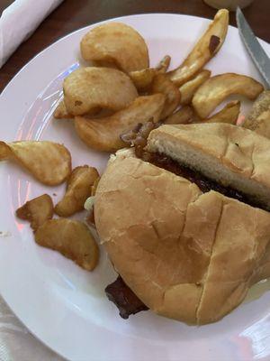 Moran's Bar and Grill