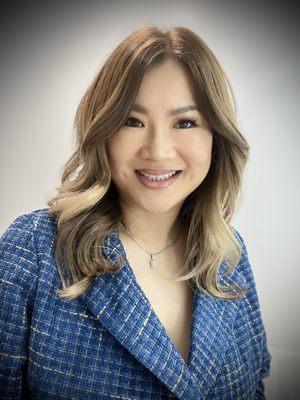 "Top Notary in Huntington Beach"Jennifer P. Mobile Notary