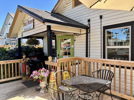 Thai Home Restaurant