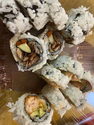 AMAZING salmon skin roll & spicy salmon tempura roll