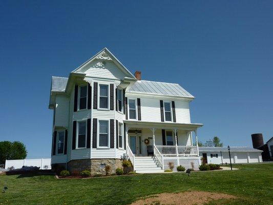 Awesome Valley View - sleeps up to 10, separate game room and hot tub